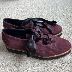 The best Ron White winter loafers with fleece lining and Vibram soles.